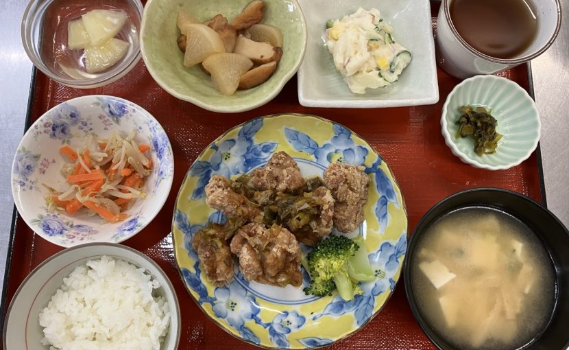 唐揚げのネギソース、ポテトサラダ、大根の煮物、もやしのナムル